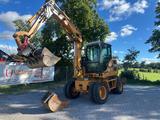 Case WX 90 10t mobile bagger - Case LKWs