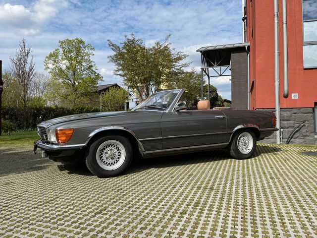 Mercedes-Benz 280 SL