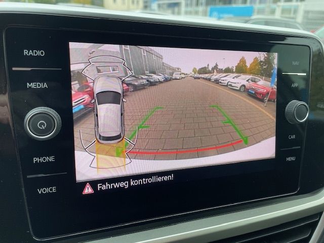 T-Roc 1.5 TSI Move Navi Kamera Matrix LED Apple