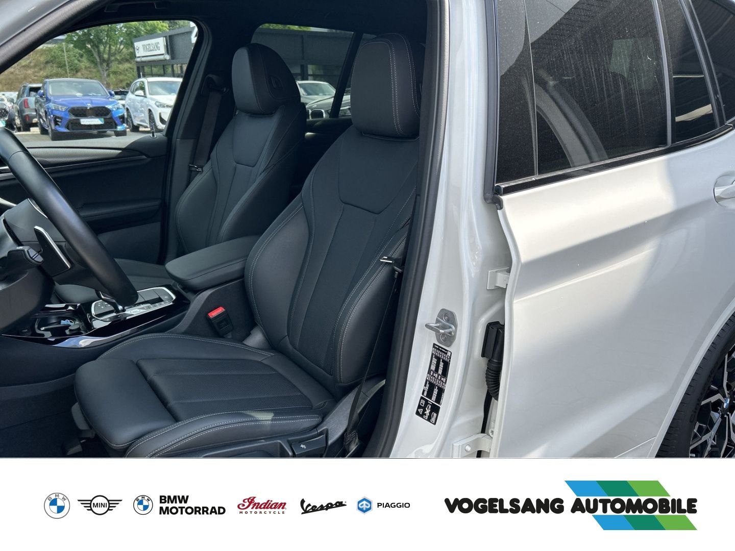 Fahrzeugabbildung BMW X3 20 d M Sport AHK Head-Up HiFi DAB LED