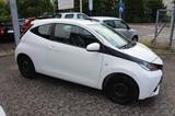 Toyota Aygo AYGO x-play - Toyota Aygo (X) in Frankfurt (Main)