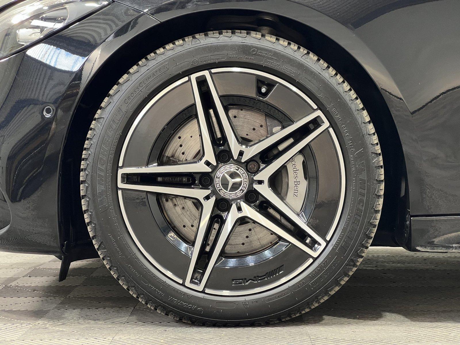 Mercedes-Benz C 220 d AMG Line Night AHK Sound Schiebedach