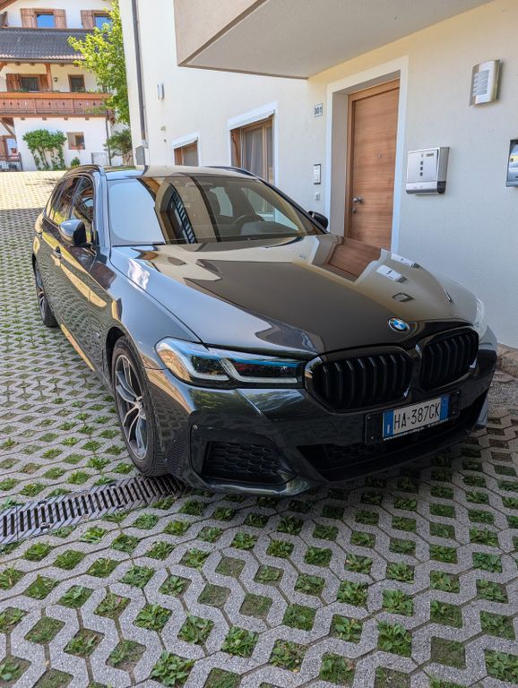 Image of BMW 540