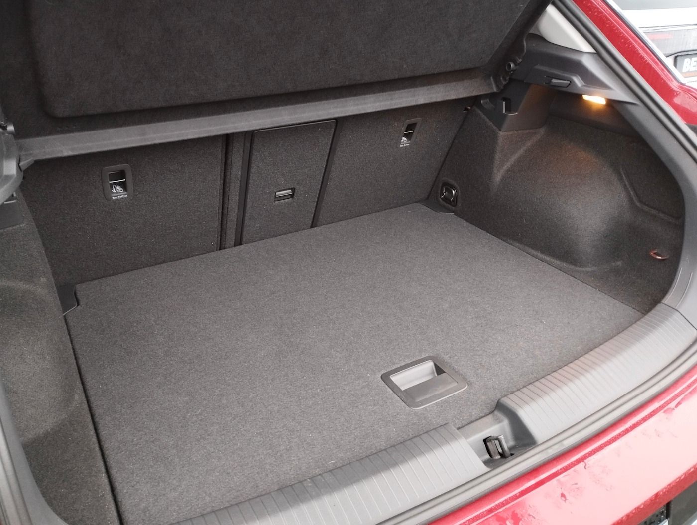 Fahrzeugabbildung Volkswagen T-Roc 1.0 MOVE NEU38T AHK Standheiz ACC LED SHZ