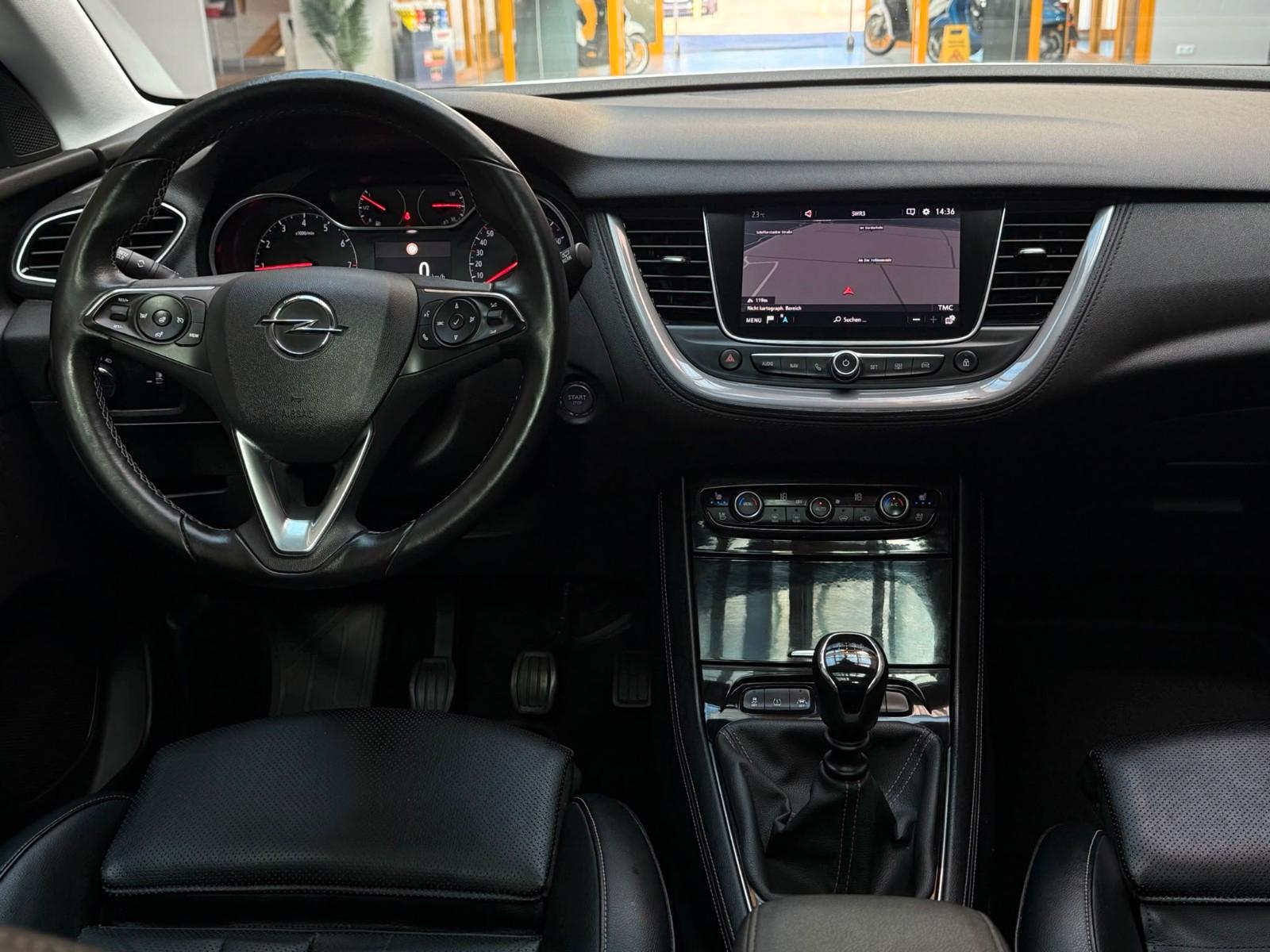 Opel Grandland (X) Innovation Panorama / 360° Kamera