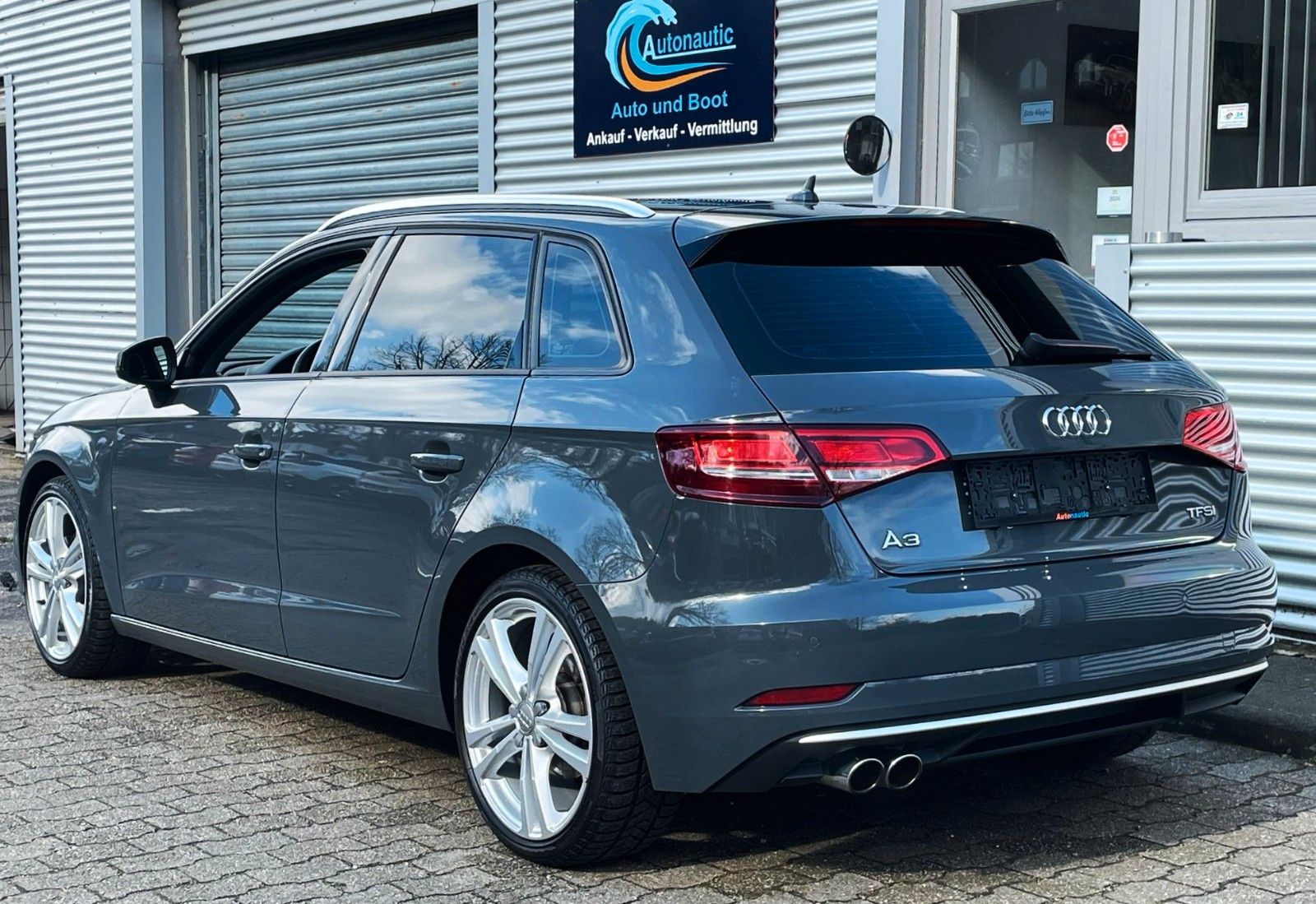 Fahrzeugabbildung Audi A3 SPORTBACK 150 PS SPORT NAVI BI-XENON DSP 18''