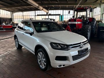 Volkswagen Touareg - 2