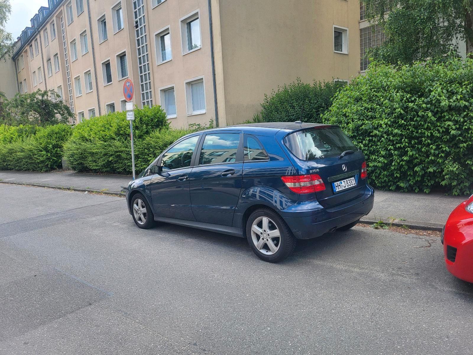 Mercedes-Benz B150 2008 — rear view