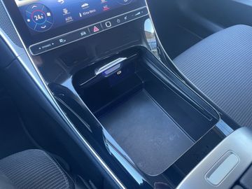 Mercedes-Benz C 180 T Avantgarde *CAM*MBUX*SHZ*MEMORY* NAVI