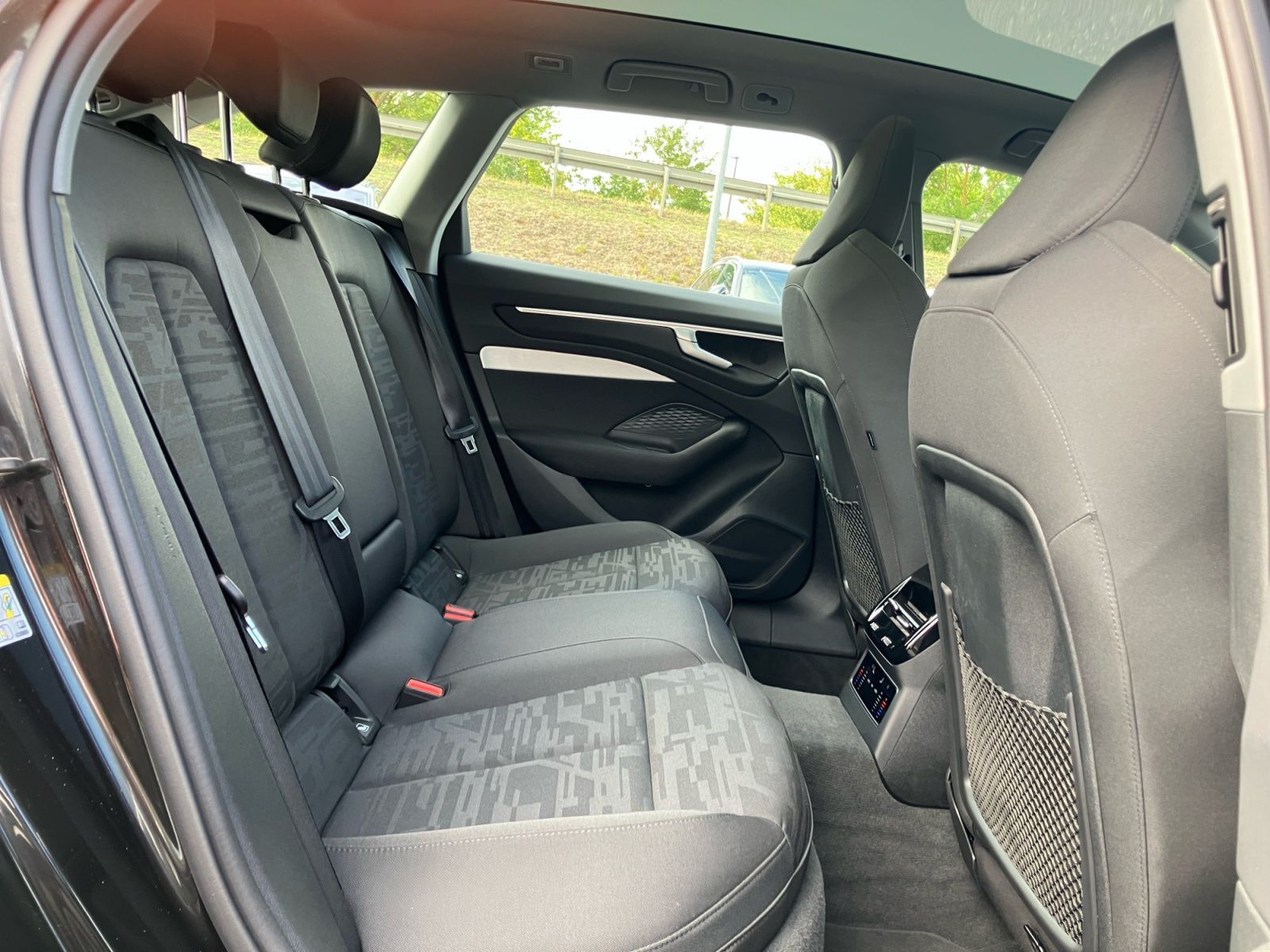 Audi A6 - Bild 16