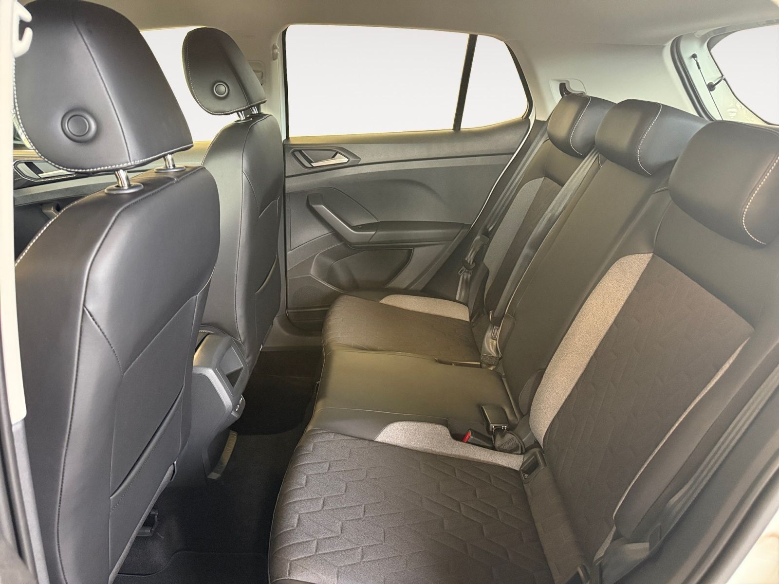 Volkswagen T-Cross - Bild 14