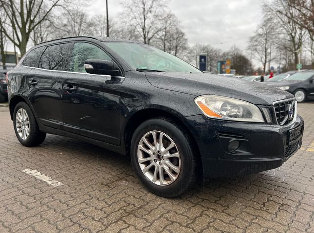 Volvo XC60 2.4D Momentum AWD*1.HD*Kein Tüv*Automatik*