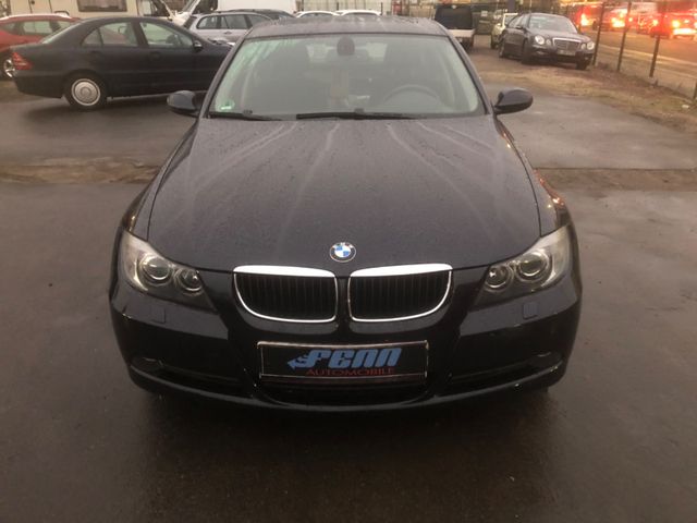 BMW 320i  AUTOMATIK/KLIMAAUT./XENON/TEMPOMAT