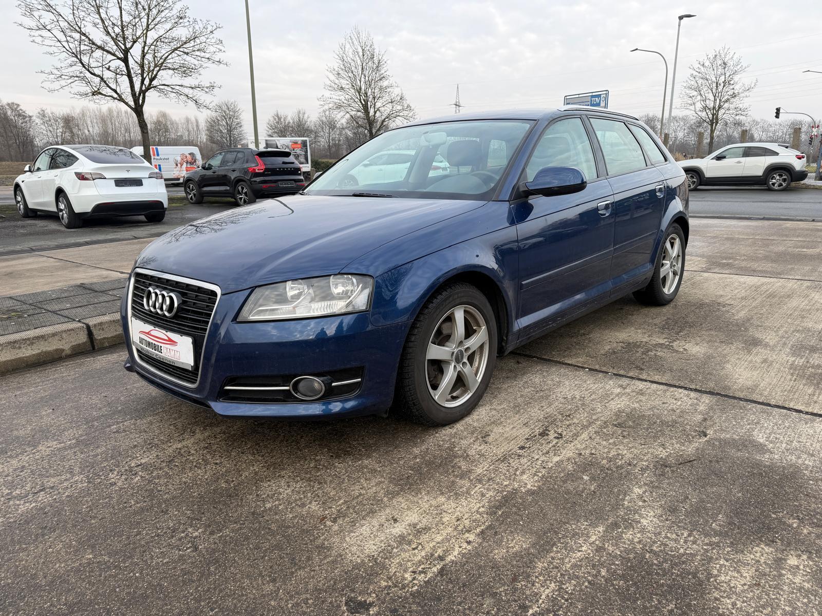 Audi A3 2.0 TDI Sportback/Zahnriemen NEU/Navi