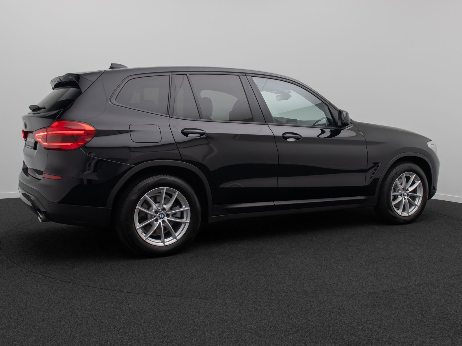 Fahrzeugabbildung BMW X3 xD20d DAB GeschwindigReg Leder Sport 18Zoll