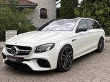 Mercedes-Benz E 63 S AMG 4Matic T-Model/AMG PERFORM/612PS/PANO - gebrauchte Mercedes-Benz E 63 AMG aus dem Jahr 2019