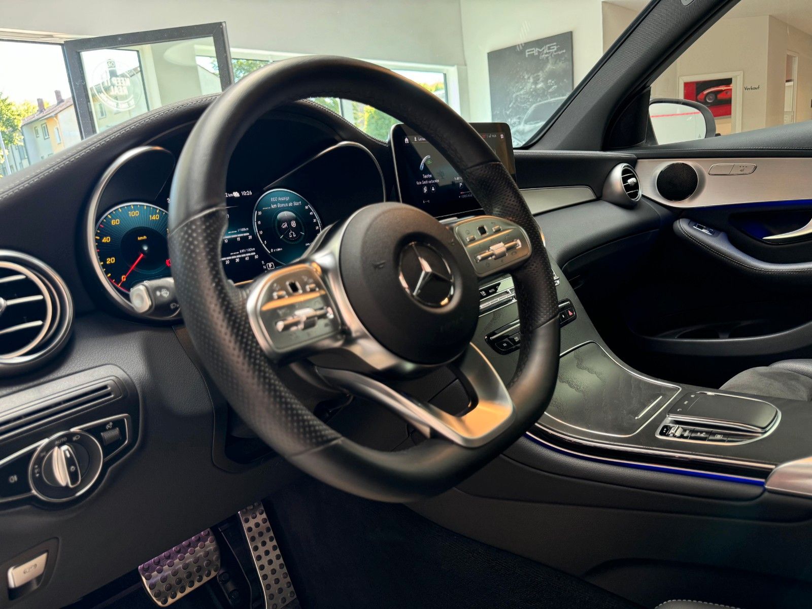Fahrzeugabbildung Mercedes-Benz GLC 300de 4Matic AMG-Line*Pano*360°*LED*Virtual*