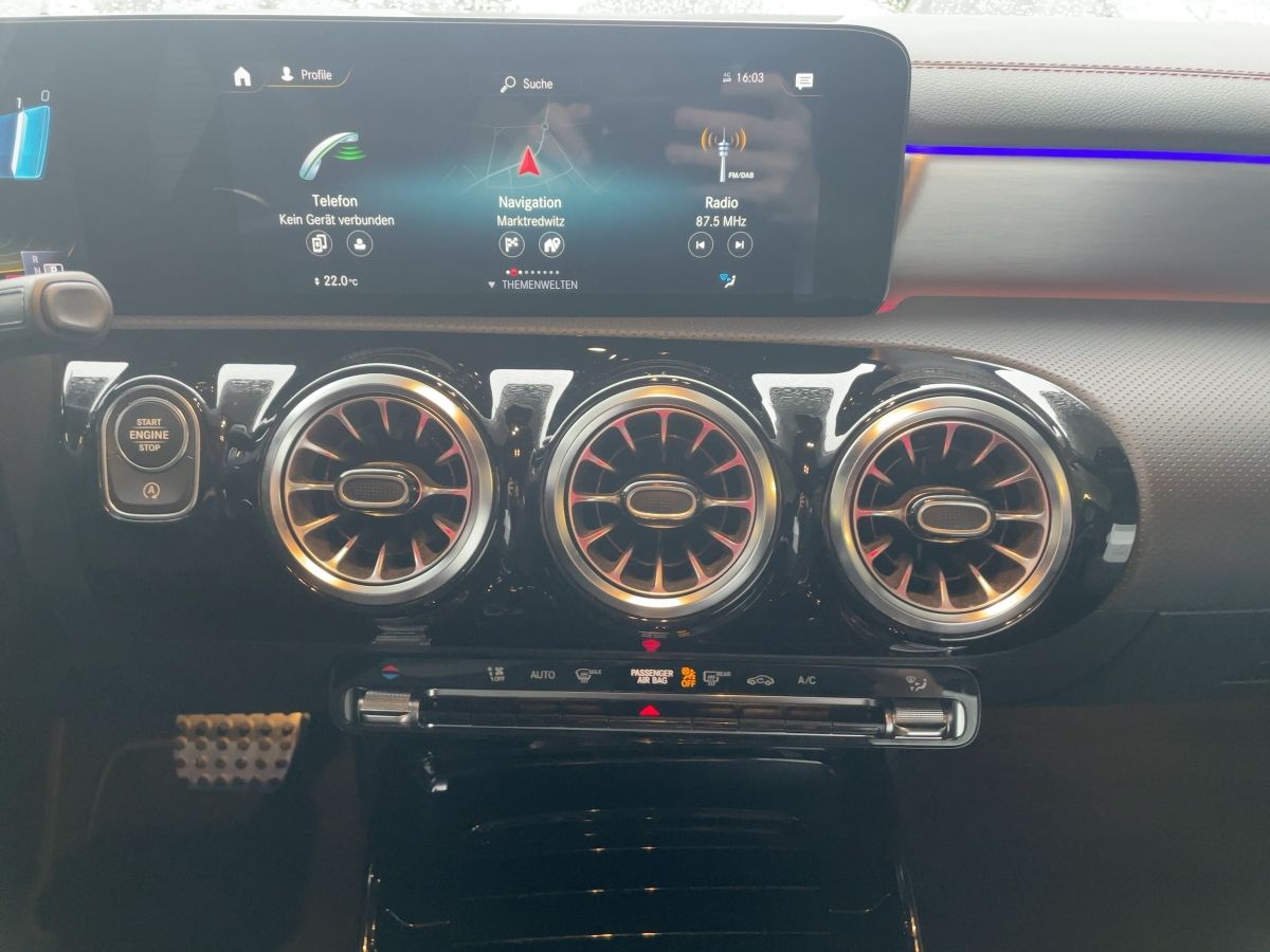 Fahrzeugabbildung Mercedes-Benz CLA 45 S 4M AMG/Night/360°/HuD/19''