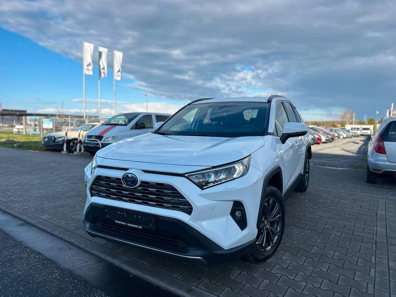 Toyota RAV4 Hybrid 1 HAND