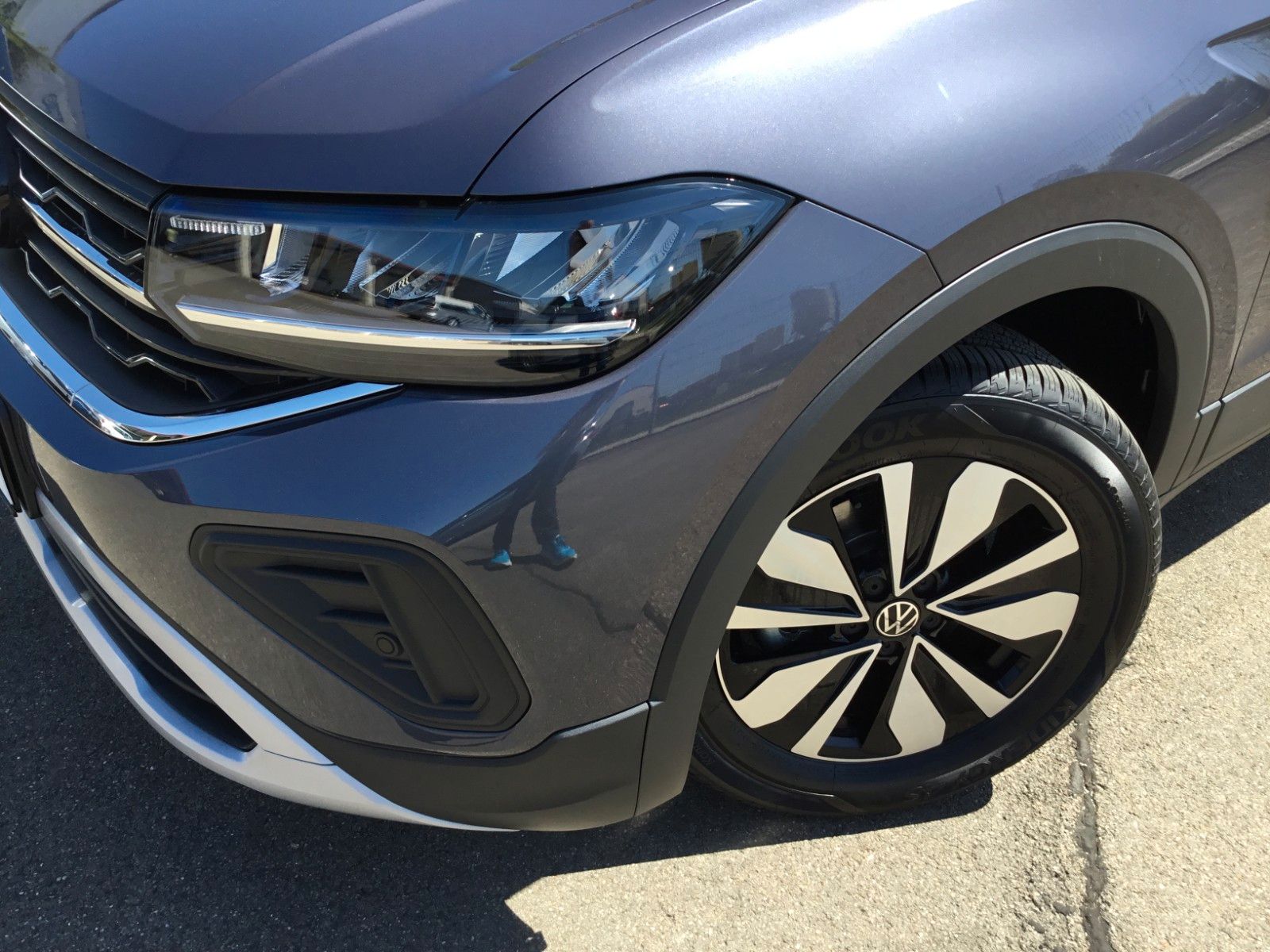 Fahrzeugabbildung Volkswagen T-Cross 1.0 TSI DSG GOAL+AHK+ACC+AppConnect+LED