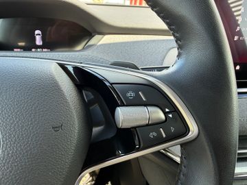 Skoda Enyaq 85 Loft+WP+AHK+LED+NAVi+Batt.-Zertifikat