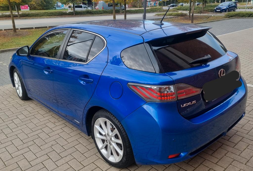 Lexus CT 200h
