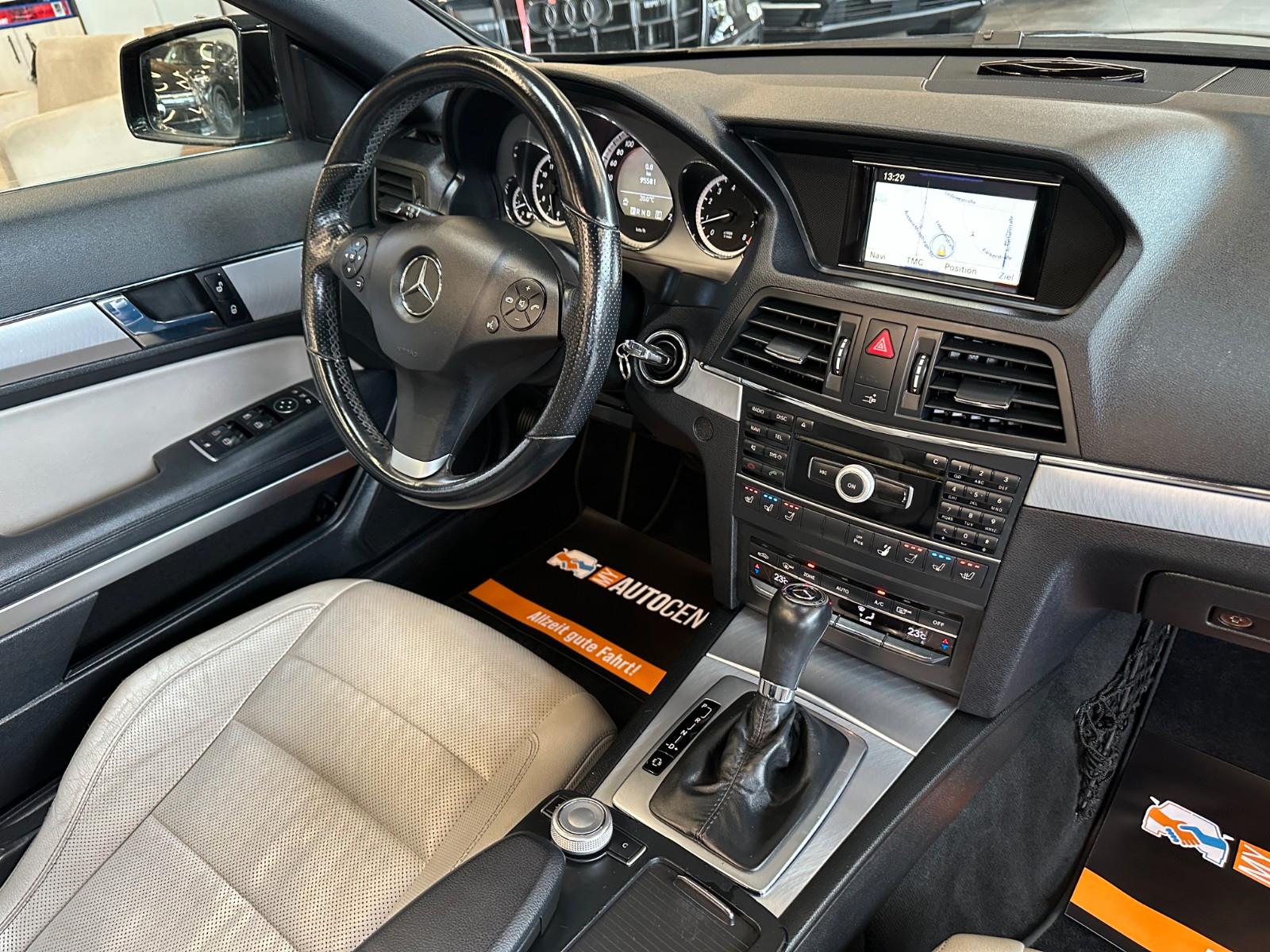 Mercedes-Benz E 200 *NACKENHZ*SITZHZ/Belüftung*NAVI*PDC*TEMPO*
