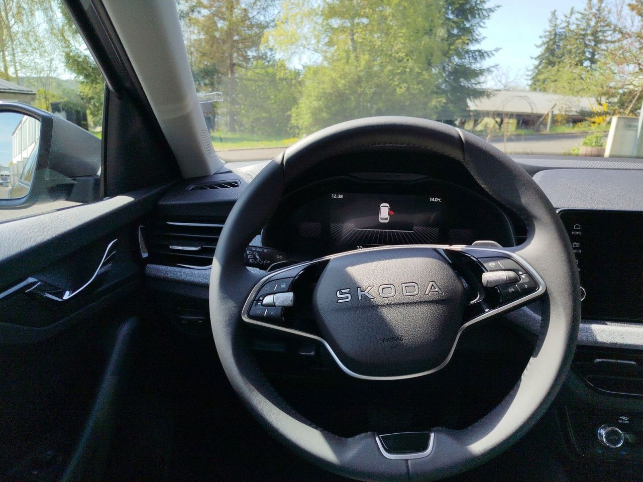 Fahrzeugabbildung SKODA Kamiq Selection S85/1.0 A7F