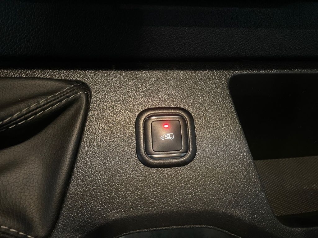Fahrzeugabbildung Mercedes-Benz Sprinter 317 Kombi L2H2 Mobility Rollstuhl Lift