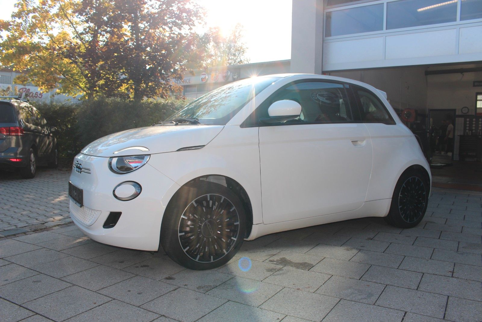 Fiat 500eCARPLAY/SOH 97,3% / 17" ALU