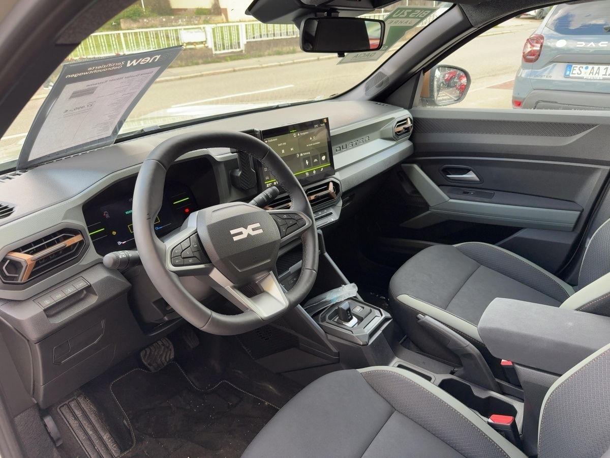 Fahrzeugabbildung Dacia Duster Neuer Extreme HYBRID 140