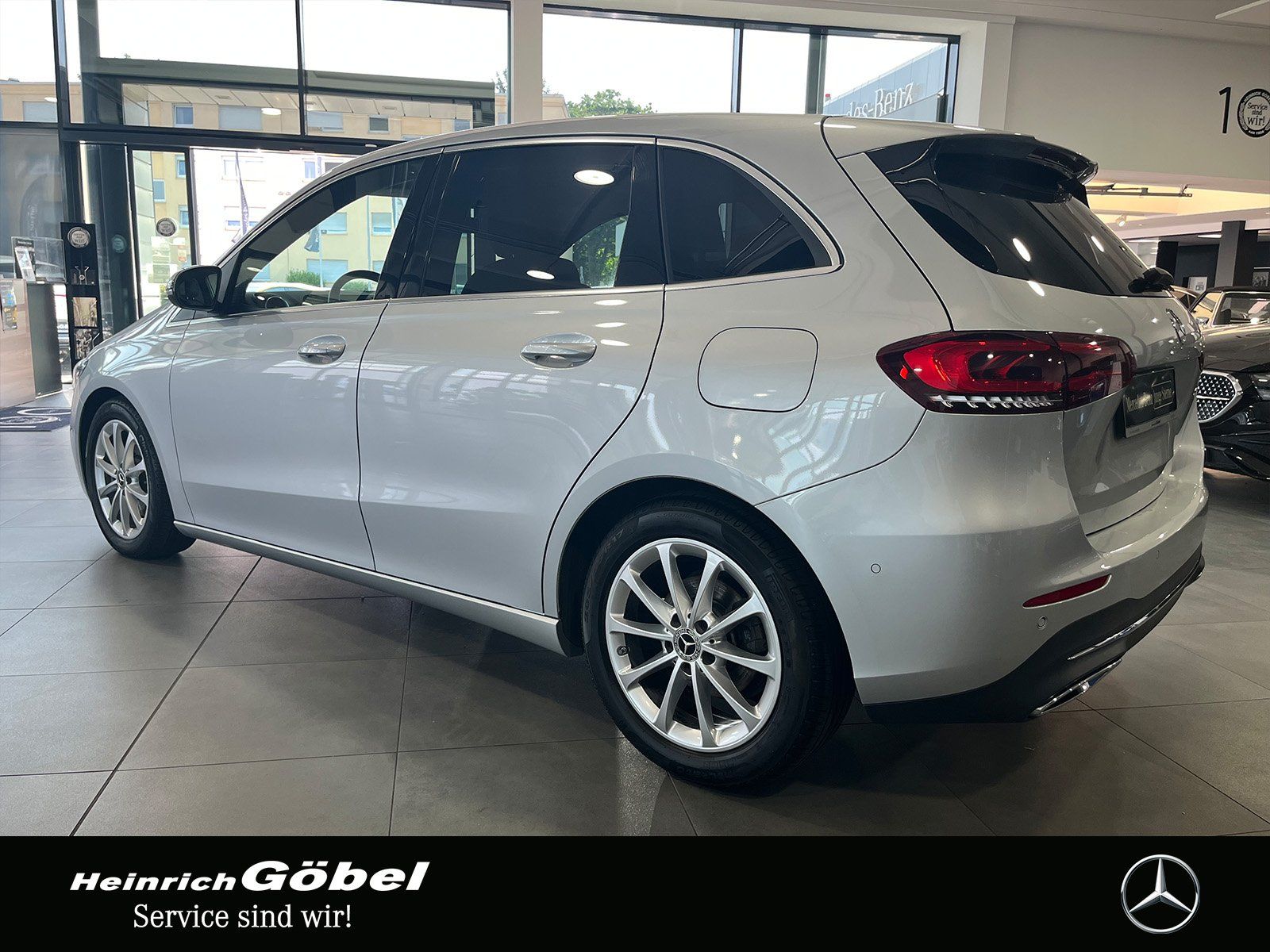 Fahrzeugabbildung Mercedes-Benz B 200 d PROGRESSIVE+LED+NAVI+KAMERA+CARPLAY