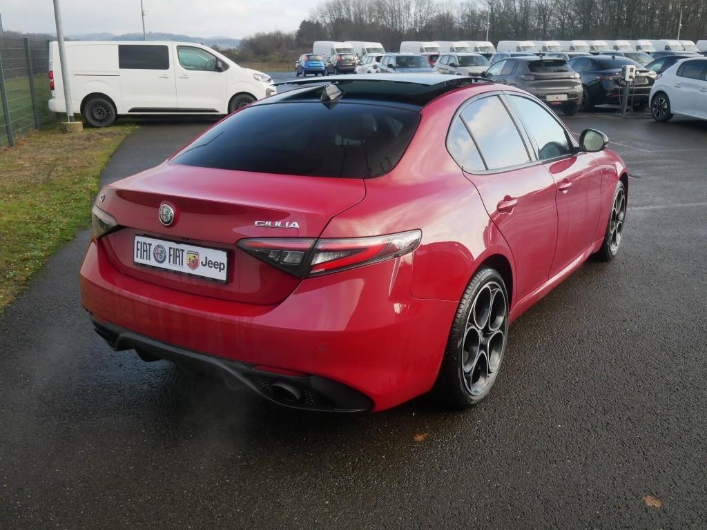 Alfa Romeo Giulia COMPETIZIONE 2.0 TURBO 16V 280 PS AT8 Q4 