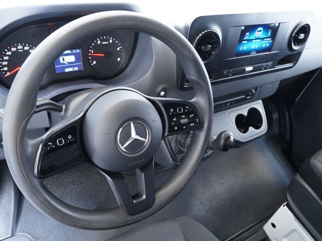Fahrzeugabbildung Mercedes-Benz Sprinter III Kasten 211 CDI FWD L2H2 HOCH/LANG