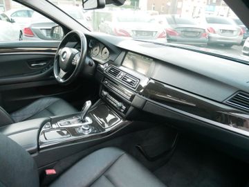BMW 525 - 12