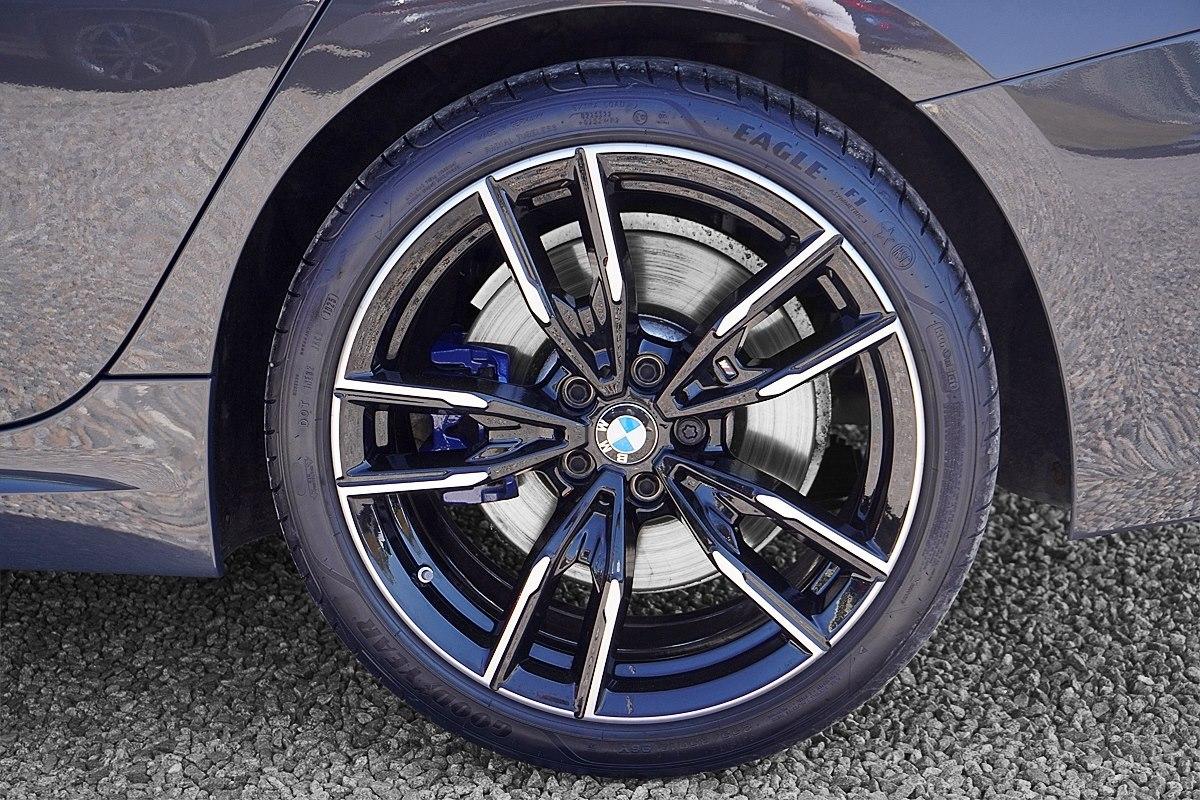 BMW M340i xDrive Touring Glasdach eSitze Harman/Kard