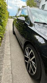 Volkswagen Golf 1.4 TSI DSG BMT Highline Variant Highline - Volkswagen Golf in München