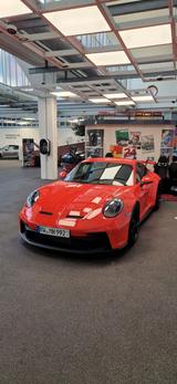 Porsche 992.1 GT3 * GARANTIE*LAVAORANGE *WIE NEU - Porsche 992 mit Benzin-Antrieb: Coupe, Garantie