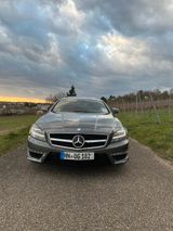 Mercedes-Benz CLS 63 AMG Designo H&K - Mercedes-Benz CLS 63 AMG aus 2012