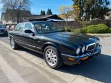 Jaguar XJ8 - Jaguar XJ8 aus 2002