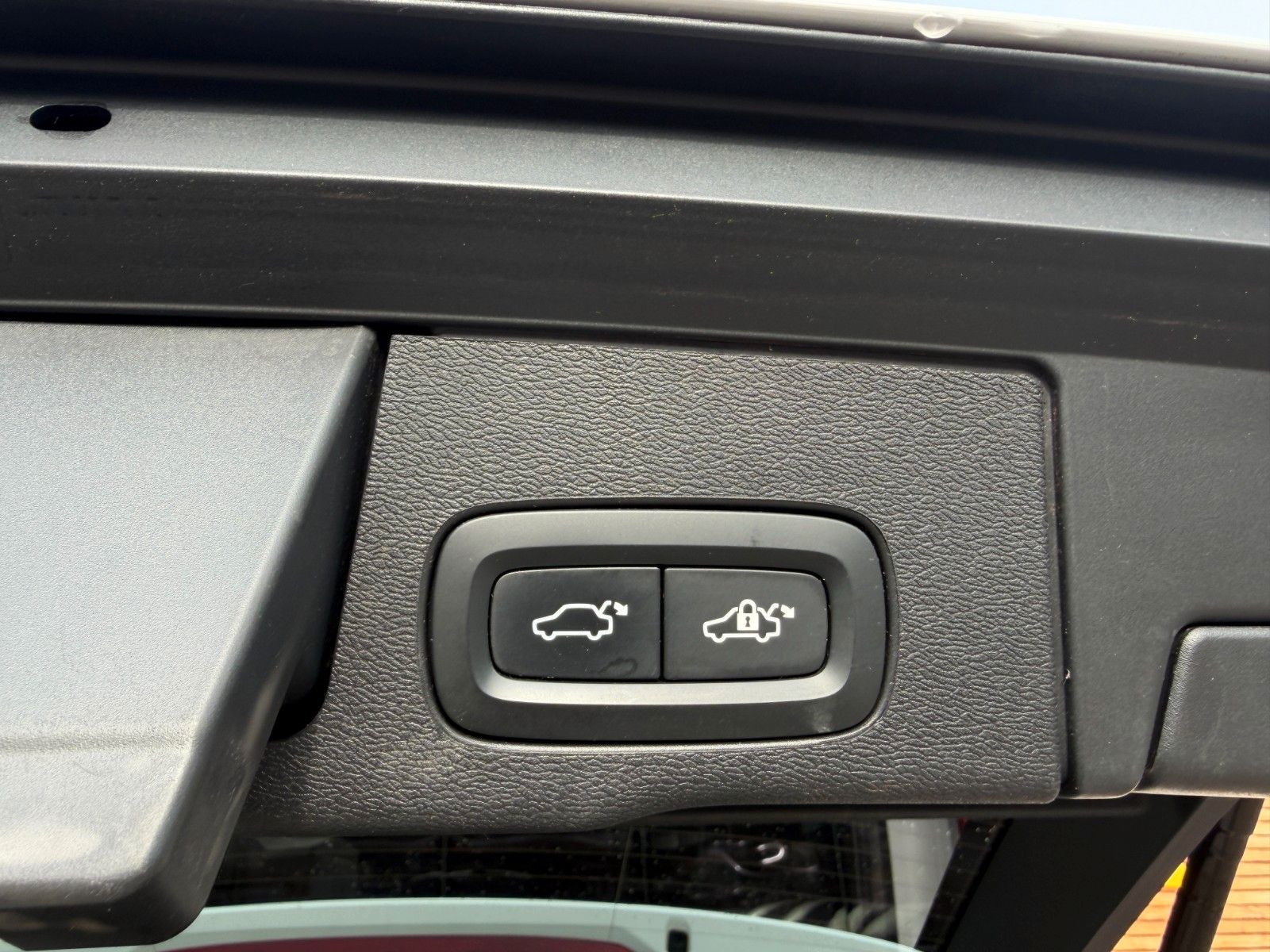 VOLVO XC 60 XC60 R Design AWD 360°/PANO – Ansicht 17