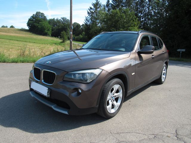 BMW X1 xDrive 20d*Pano*Navi*AHK