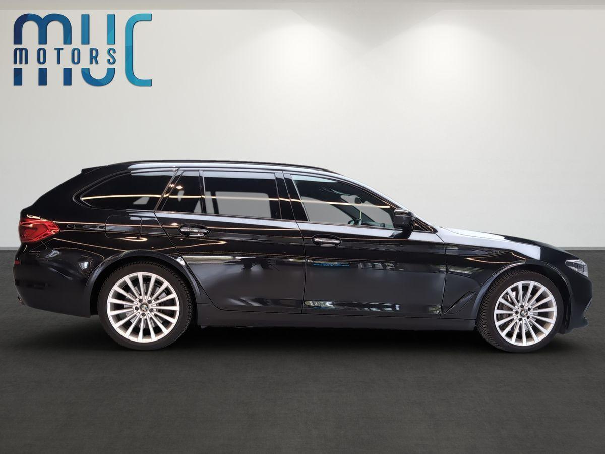 BMW 540i Sport/360°/HUD/Pano/D-Key/LED/AHK/SHeftBMW