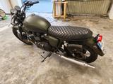 Triumph Bonneville T100 McQueen - TRIUMPH T 100
