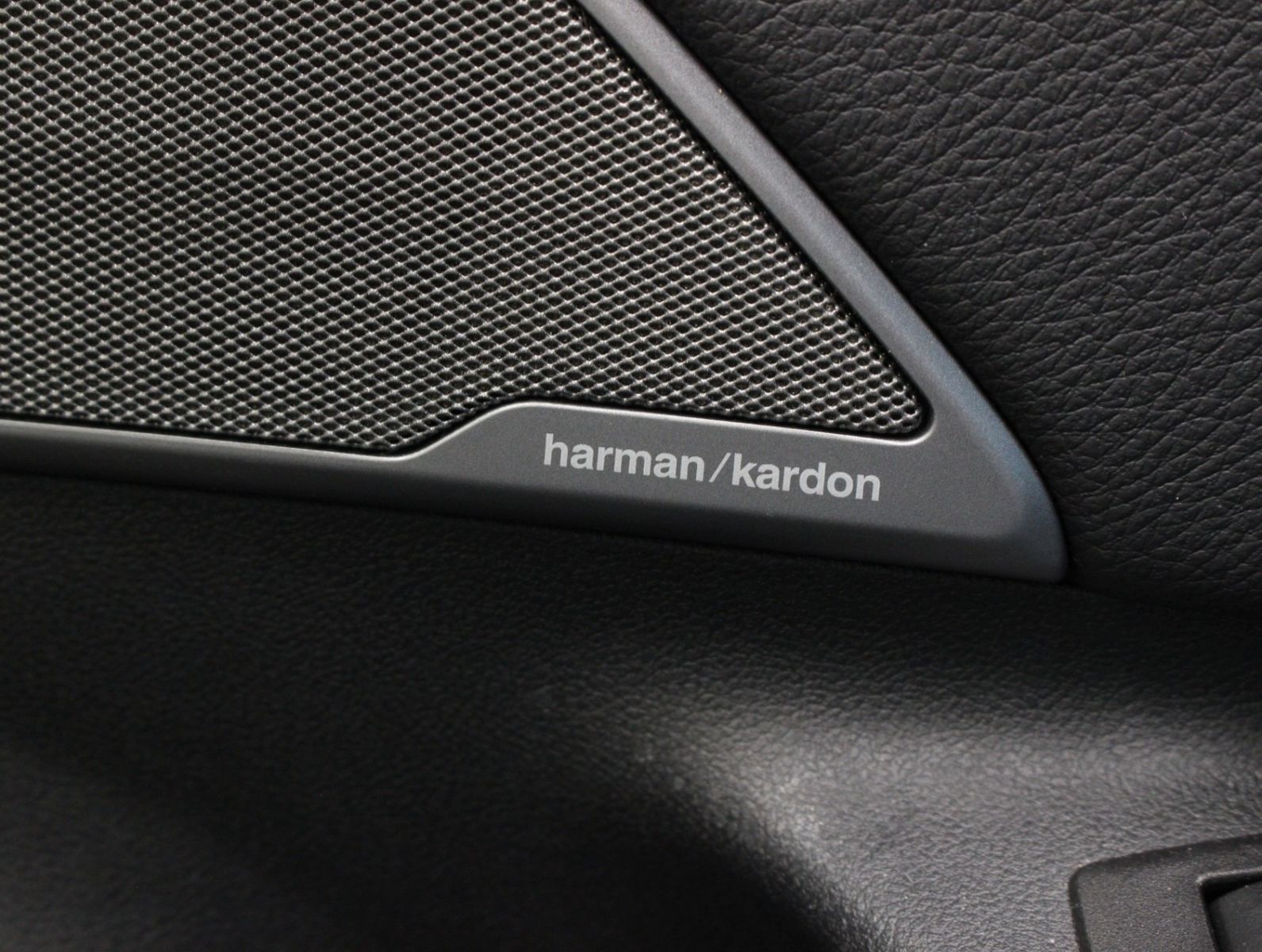 Fahrzeugabbildung BMW M550i xDrive Kamera*Standhzg.*LED*H&K*Keyless