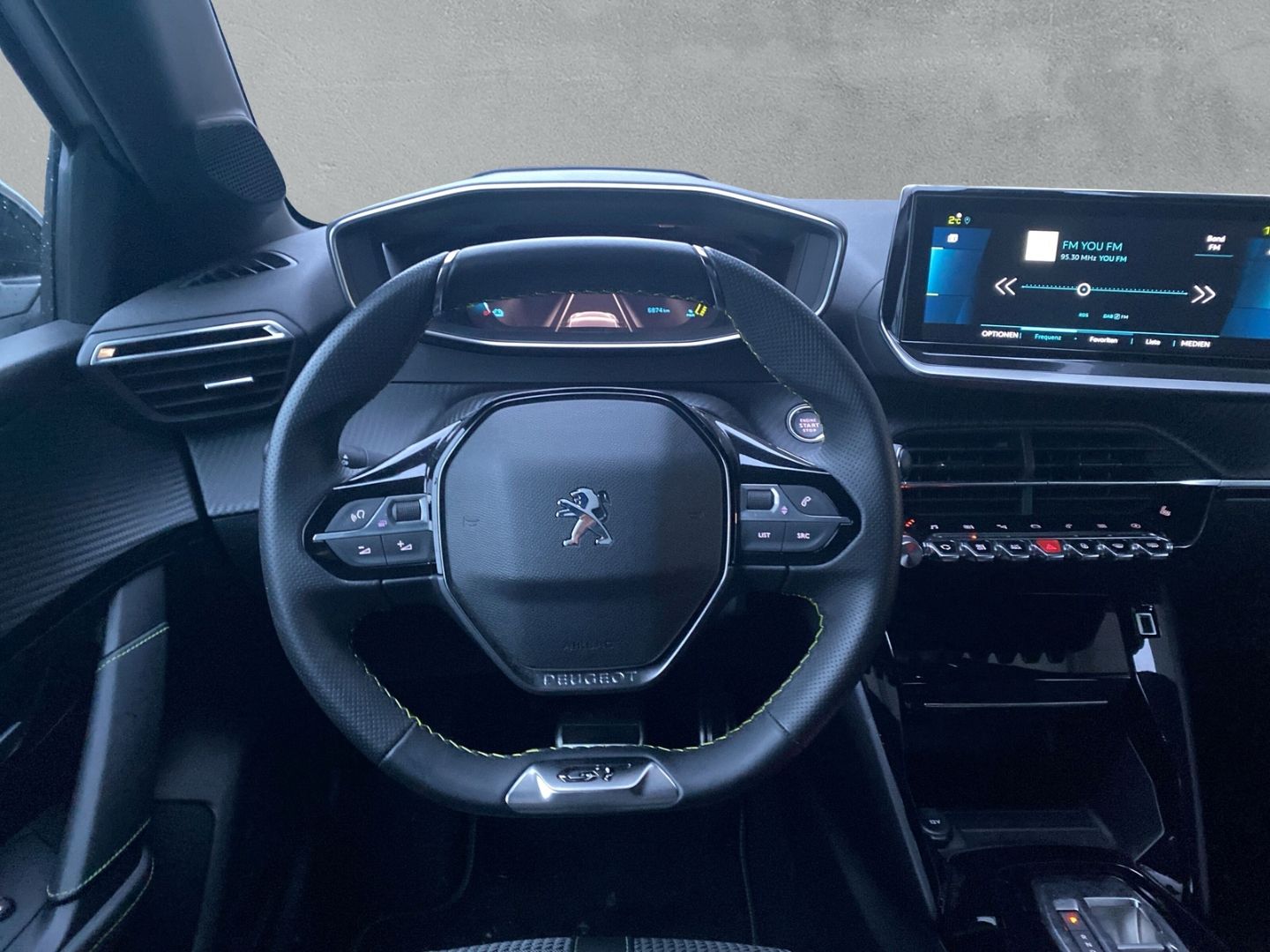 Fahrzeugabbildung Peugeot 208 e- GT Elektromotor 136 *Navi*Kamera*Sitzheiz