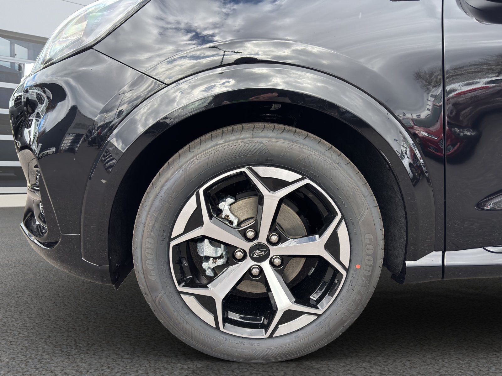 Fahrzeugabbildung Ford Puma  ST-Line