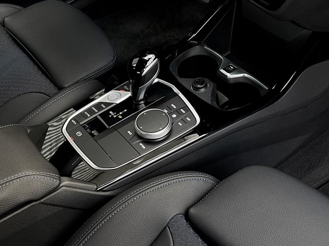 Foto Nummer 9: BMW 218d
