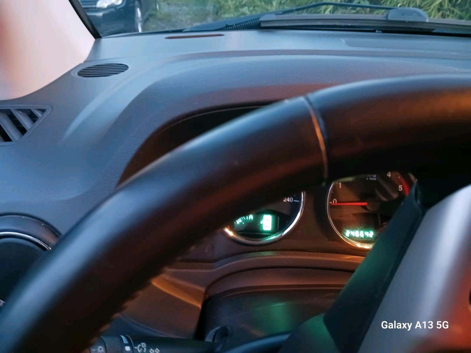 Jeep Compass 2011 — photo 7