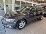 Volkswagen Passat Variant Business 2.0 TDI PANO SIDE AHK - Volkswagen Passat Variant: mit Anhängerkupplung
